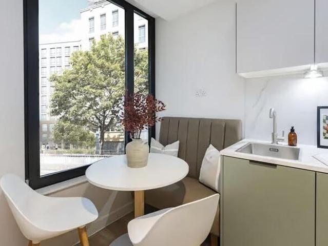 House for rent in Limekilnburn, Green Quarter