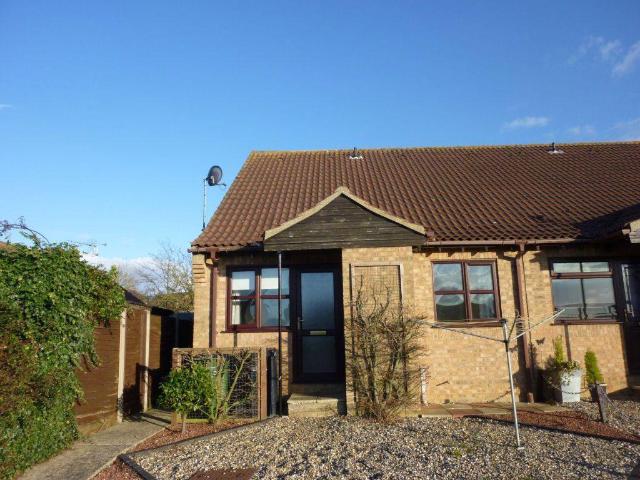 Bungalow for rent in Brookville, Isle Of Man