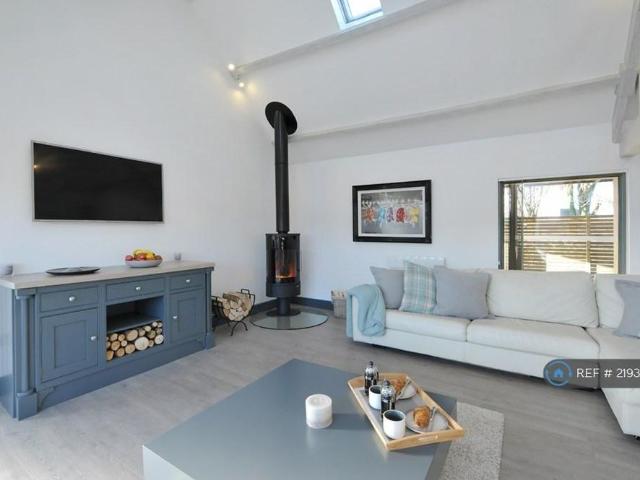 House for rent in Spike Island, Feckenham