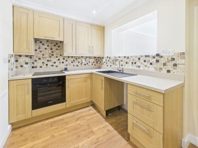 House for rent in Staniland, Boston