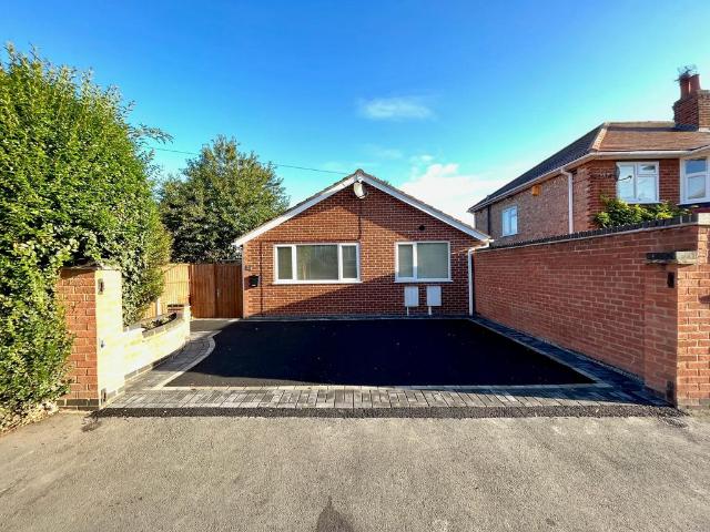 Bungalow for rent in Pinfold, Leicestershire