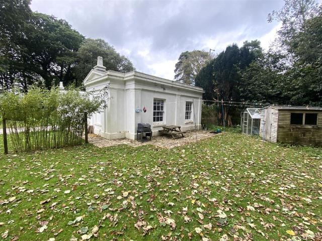 Bungalow for rent in Alston, Churston Ferrers
