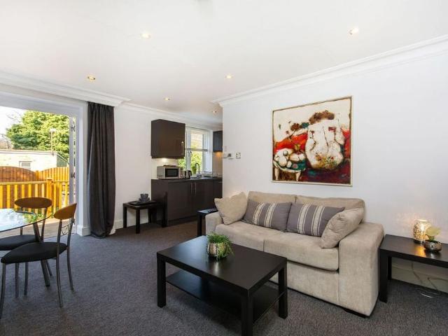 House for rent in London Borough of Croydon, Greater London