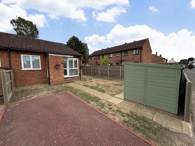 Bungalow for rent in Chedburgh, Suffolk