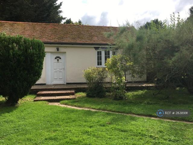 Bungalow for rent in Chelmsford, Isle Of Man