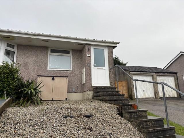 Bungalow for rent in Foxhole, Cornwall