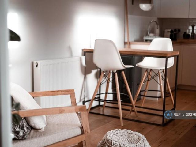 House for rent in Evershot, Oxfordshire