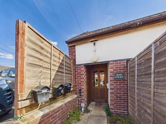 Bungalow for rent in Bengeworth, Crookhill