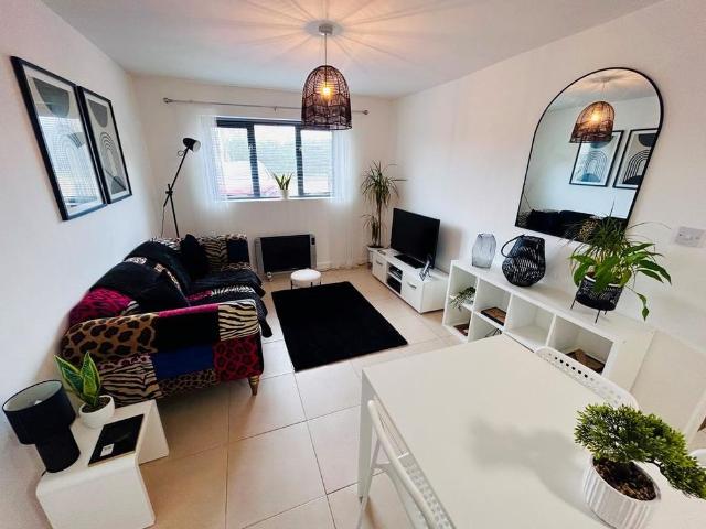 House for rent in Cosgrove