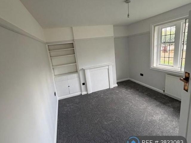 House for rent in London Borough of Hounslow, Greater London