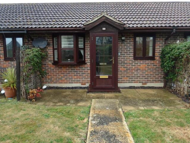 Bungalow for rent in Clapham, West Sussex