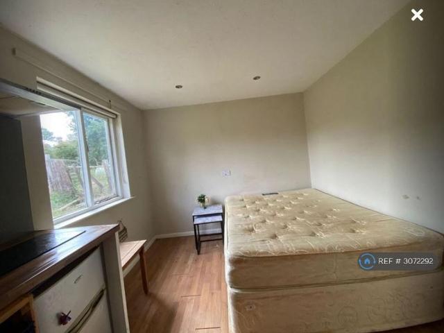 House for rent in New England, Braintree
