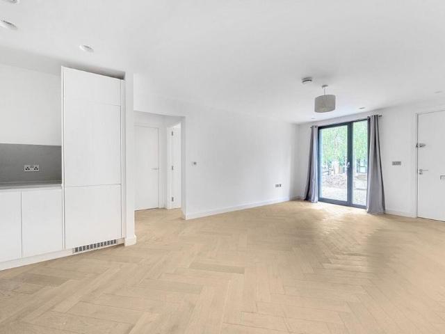 House for rent in London Borough of Croydon, Greater London