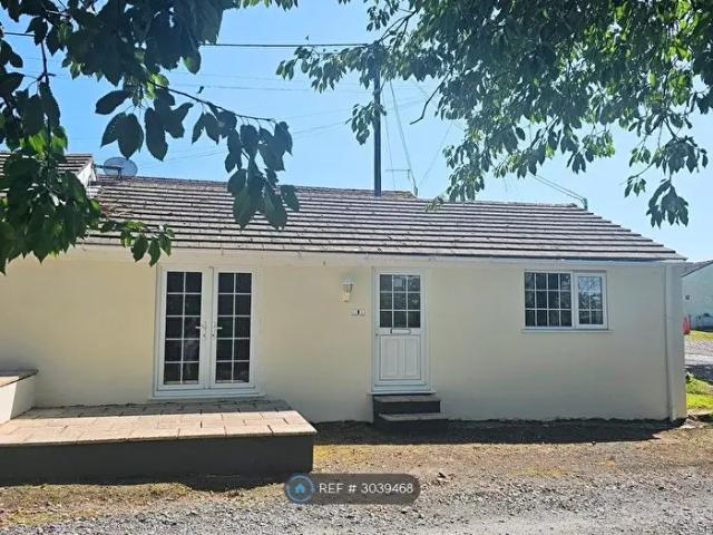Apartment for rent in Ilston, Wales