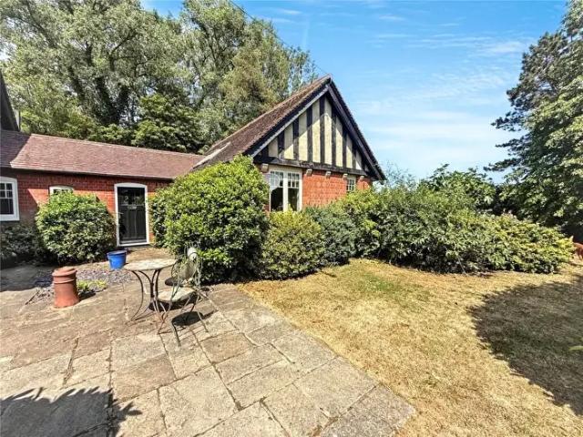 Apartment for rent in Holwell, Brentingby