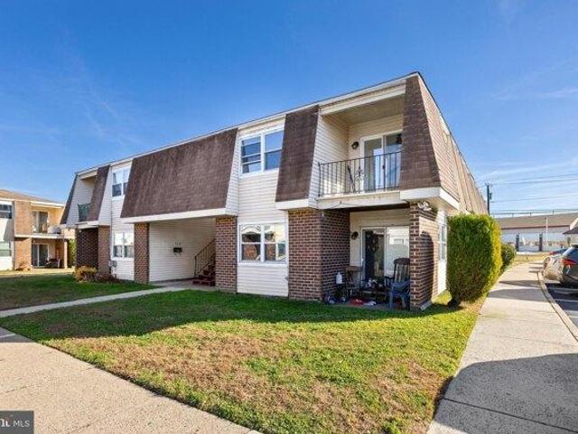 Condo for sale in Florence, New Jersey