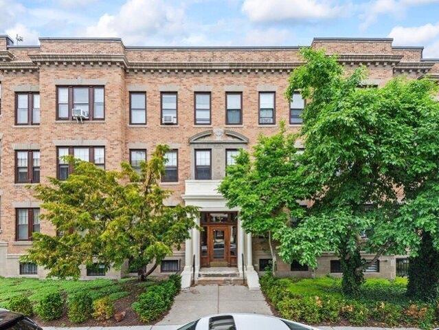 Condo for sale in Cambridge, Massachusetts