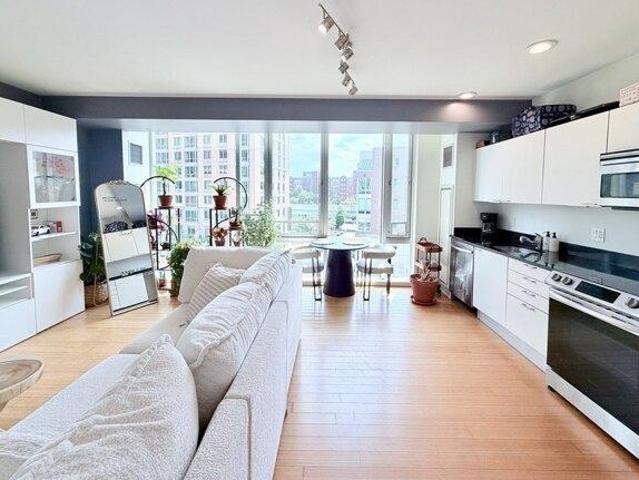 Condo for sale in East Cambridge, Cambridge