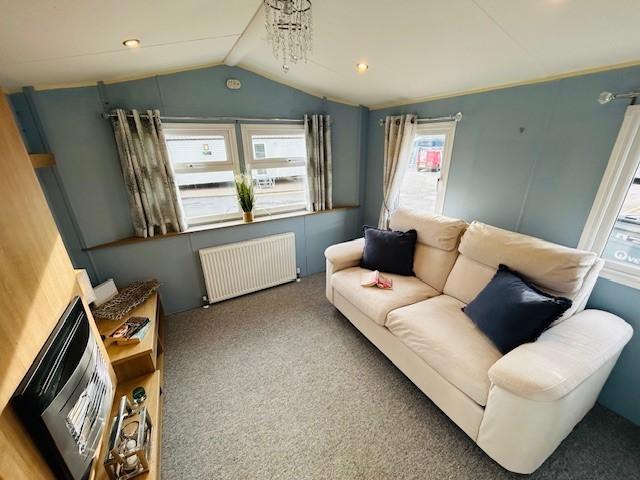 Park Home for sale in Heathlands, East Sussex