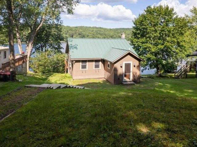 House for sale in Castleton, Vermont
