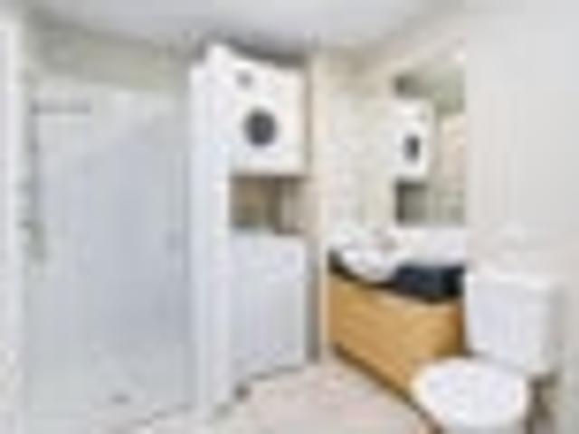 Apartment for sale in Paremoremo