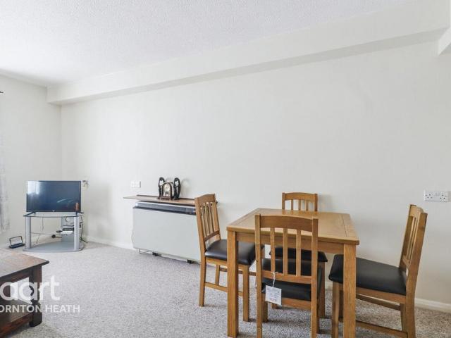 House for sale in London Borough of Croydon, South Norwood
