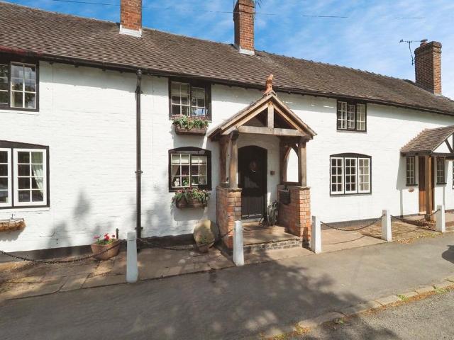 House for sale in King's Newton, Egginton