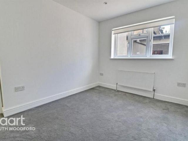 House for rent in South Woodford, Greater London