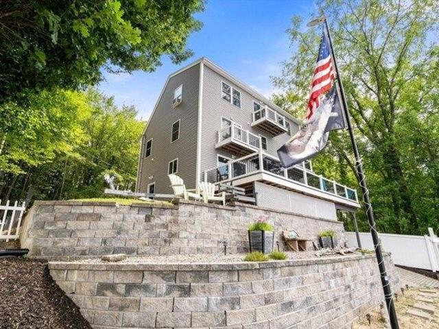 House for sale in Charlton, Massachusetts