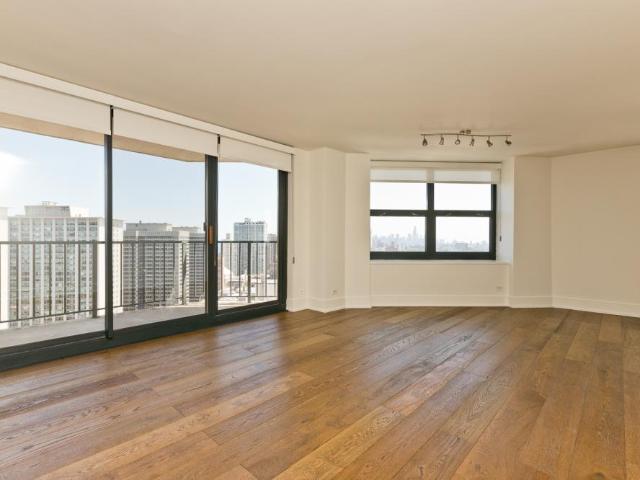 Condo for rent in Chicago Park, Illinois