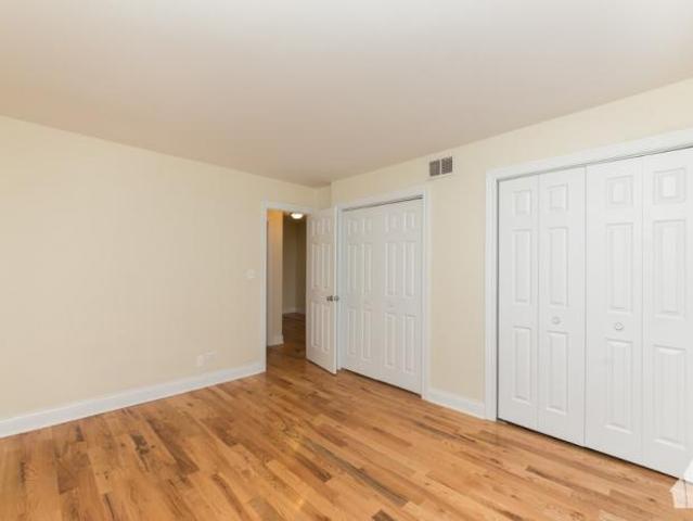 Apartment for rent in Chicago Park, Illinois