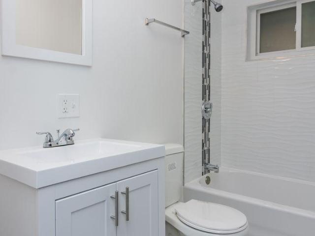 Condo for rent in Chicago Park, Illinois