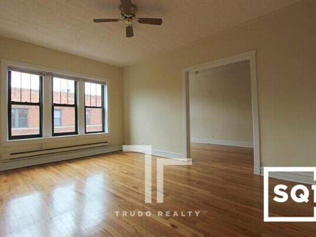 Condo for rent in Chicago
