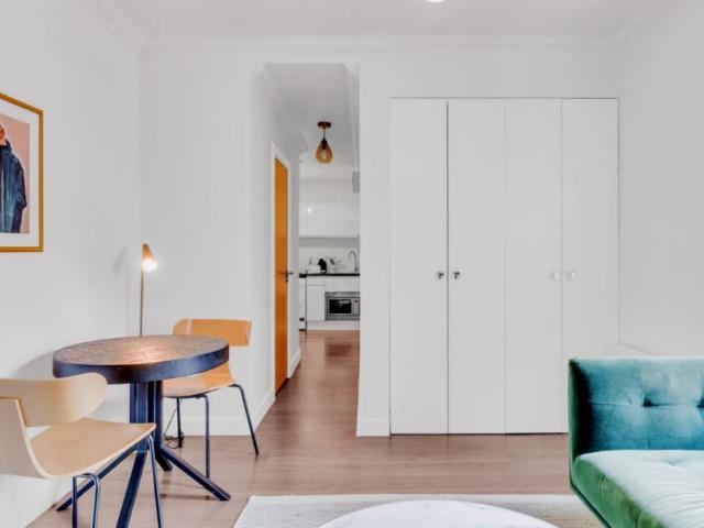 Apartment for rent in Farringdon, Greater London