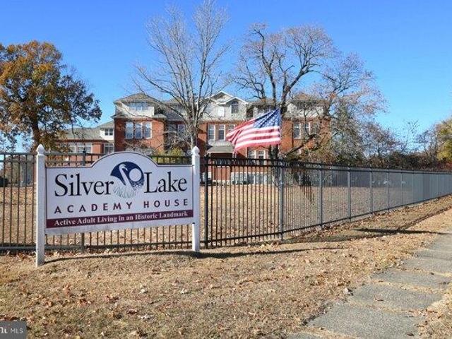 Condo for sale in Clayton, New Jersey