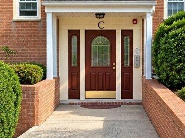 Condo for sale in Middlegate Mews, Clifton