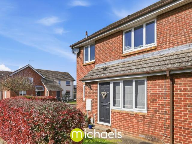 Flat for sale in Fordham Heath, Essex