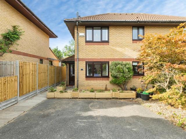 House for sale in Fenny Stratford, Milton Keynes