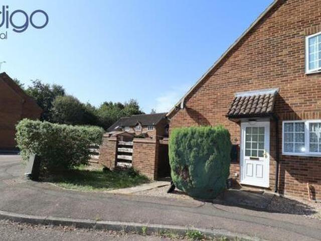 House for sale in Luton