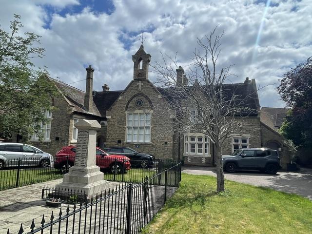House for rent in Bedford