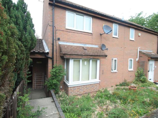 House for rent in Lewsey Farm, Luton