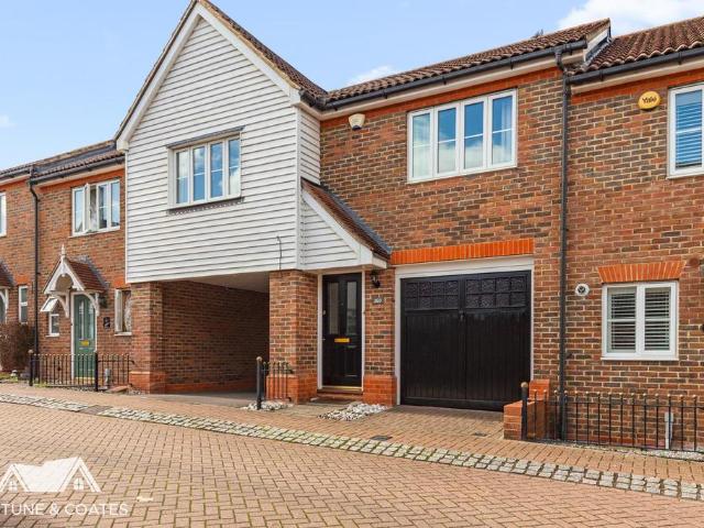 Flat for sale in Church Langley, Harlow