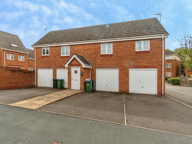 Flat for sale in King’s Hill, Wednesbury