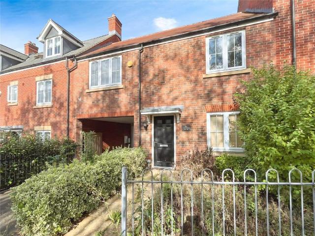 Flat for sale in Winslow, Buckinghamshire