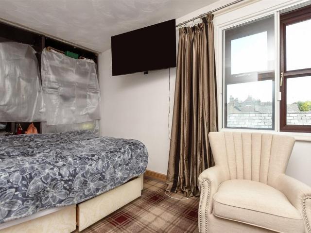 Flat for sale in Troy Town, Rochester