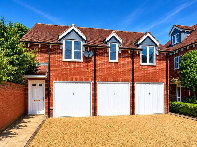 Flat for sale in Arrington, Cambridgeshire