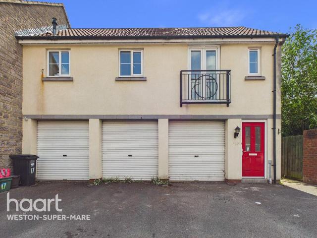 Flat for sale in Worle, Weston-super-mare