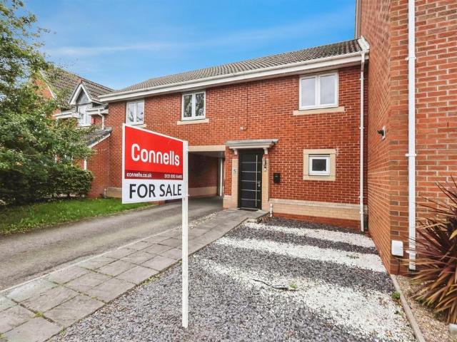 Flat for sale in Rowley Village, West Midlands
