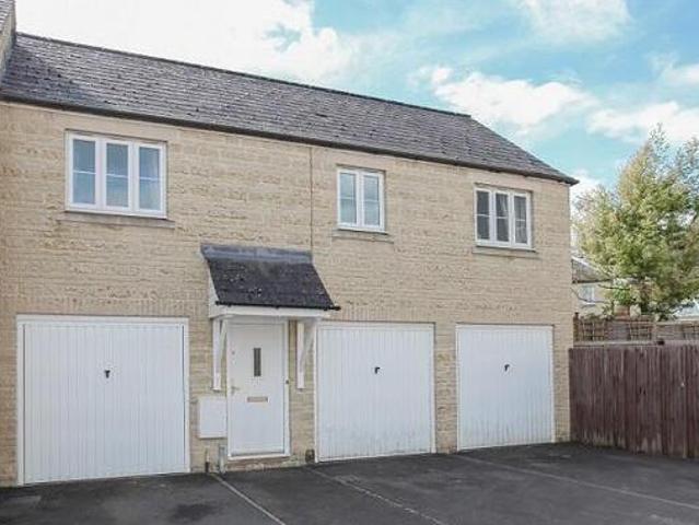 House for sale in Deer Park, Black Bourton