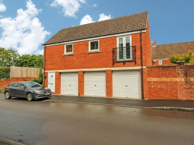 Flat for rent in Rodbourne, Swindon